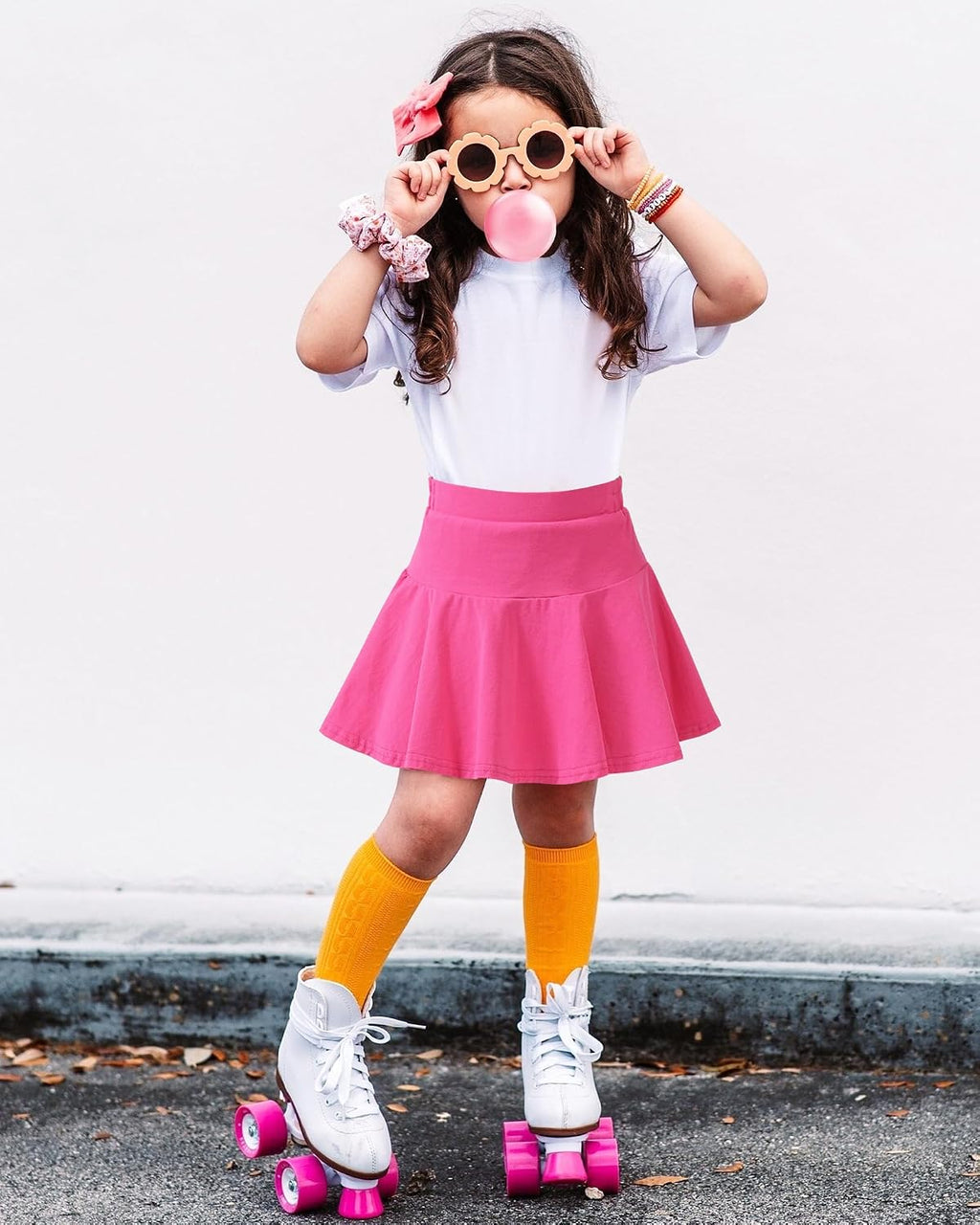 BOOPH Paquete de 2 faldas de uniforme deportivo para niñas pequeñas con pantalones cortos | Faldas de tenis francés con bolsillos para niños de 2 a 9 años