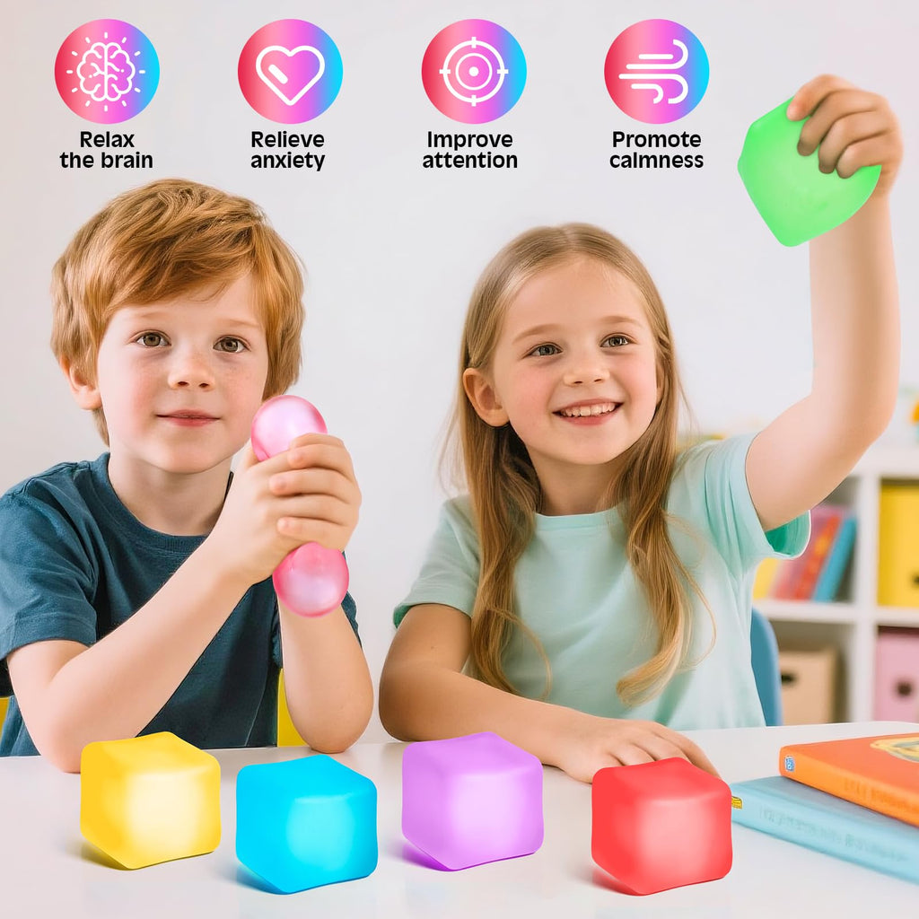 Paquete de 4 Cubos Antiestrés, Pelotas Antiestrés con Forma de Cubo de Hielo de Elevación Lenta para Adultos y Niños, Juguete Sensorial Fidget para Alivio de Ansiedad, Pelotas Blandas de Forma | Sensory Fidget Toy for Anxiety Relief, Square Shape Cube Squ