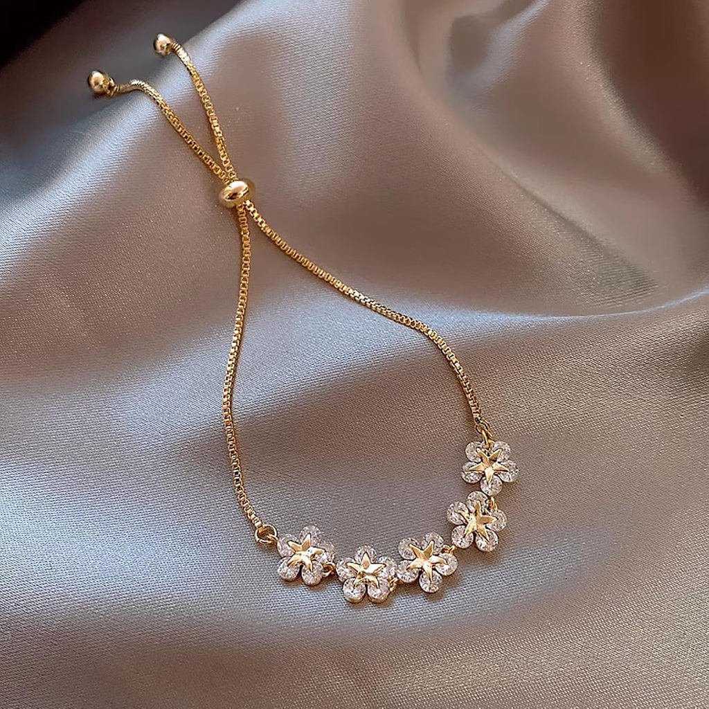Pulsera de perlas ajustable para mujer, cadena floral dorada con piedras de circonita brillante